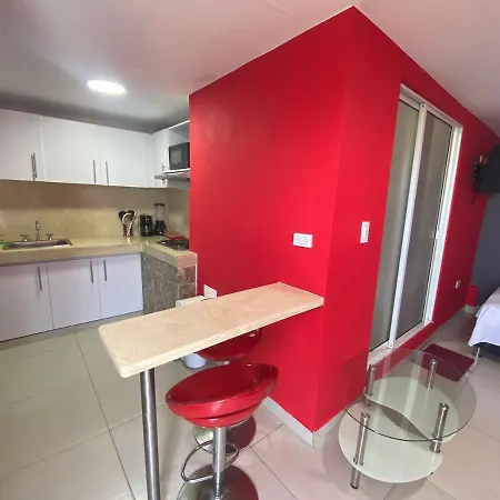 La Casita De Max Y Tim 4to Piso Apartamento